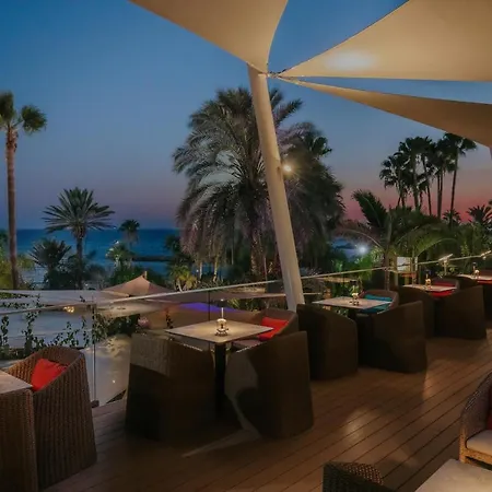 Amathus Hotel 5*