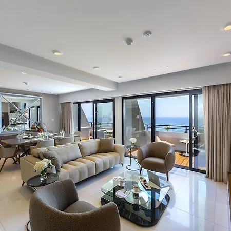 Hotel Amathus
