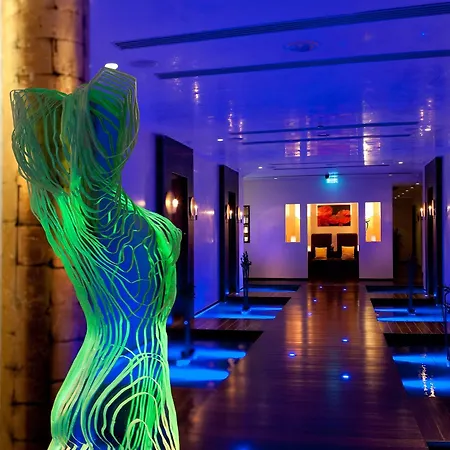 Hotel Amathus