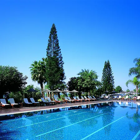 Hotel Amathus 5*