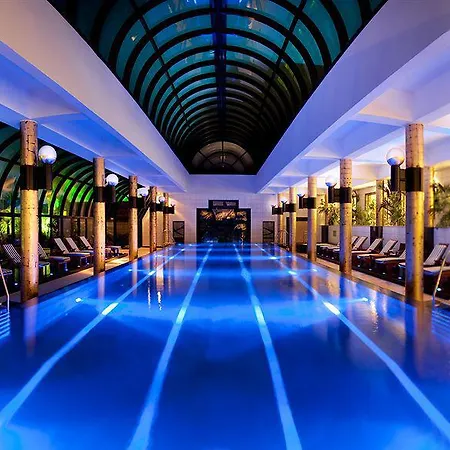 Hotel Amathus